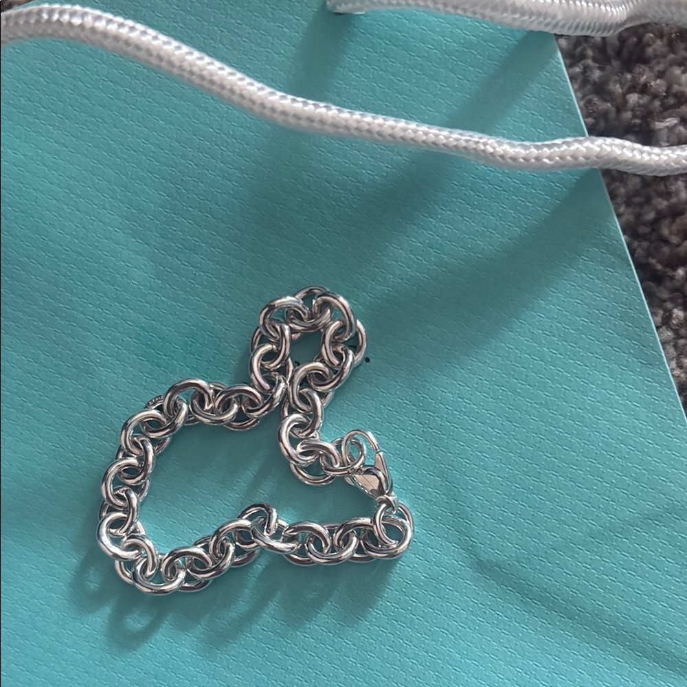Elegant Silver Tiffany Chain Bracelet